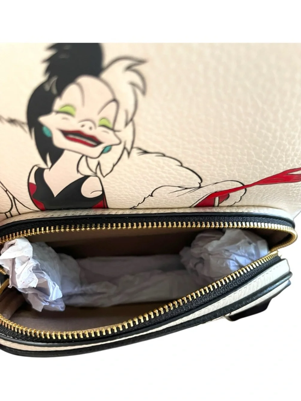 NWT COACH x DISNEY Cruella Motif Mini Pebbled Leather Court Backpack Bag